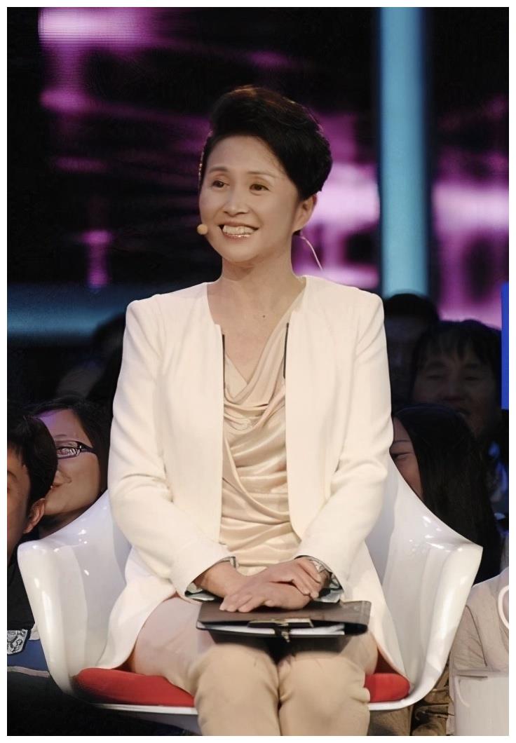 《非诚勿扰》女神导师,自己婚姻破裂上台指导别人,网友:您配吗