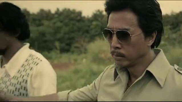 追龙:跛豪在小弟的葬礼上,烧的是真钱,牛逼