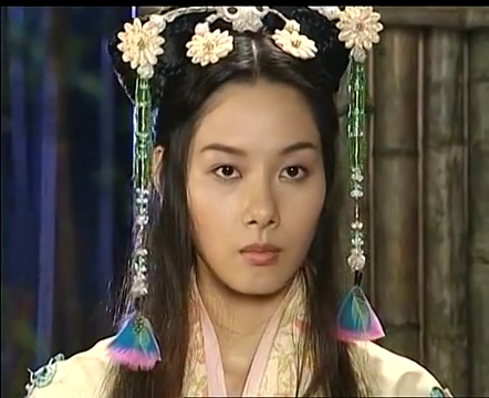 风云雄霸天下:聂风在屋内疗伤,独孤梦倒茶给他喝,却被拦住