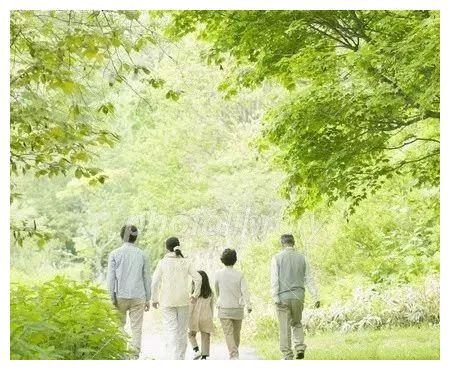 长期散步真的有利于身体健康吗?散步时,这4点要记牢,了解一下休闲区蓝鸢梦想 - Www.slyday.coM 长期散步真的有利于身体健康吗?散步时,这4点要记牢,了解一下休闲区蓝鸢梦想 - Www.slyday.coM