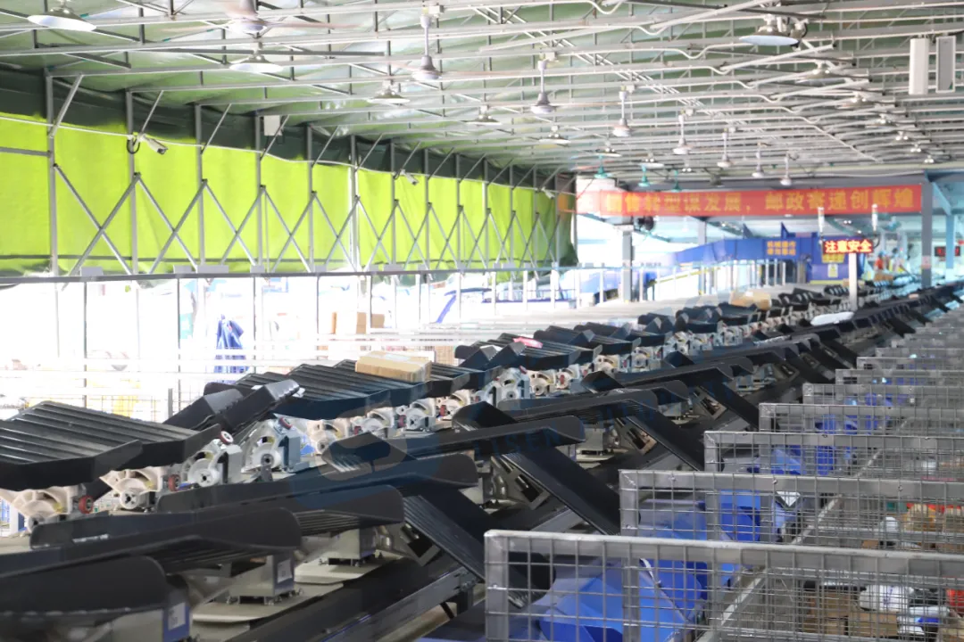 小型翻盘分拣机,助力快递的最后冲刺|物流|分拣机|快递_新浪新闻