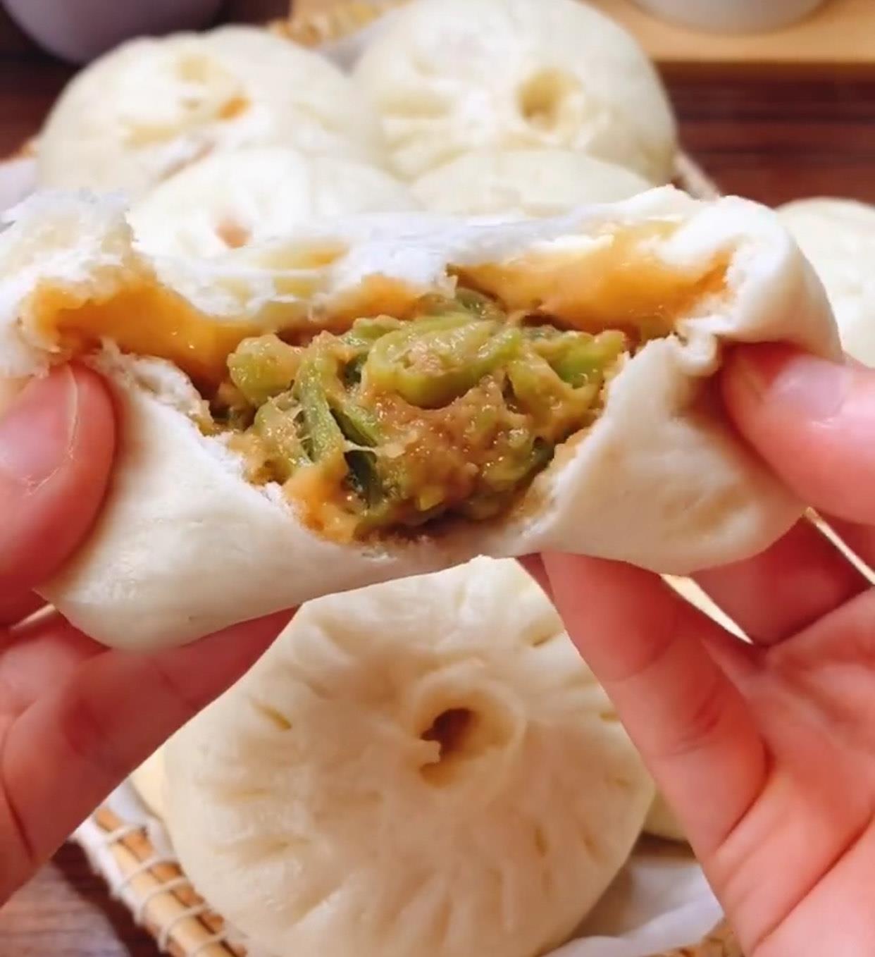 好吃的猪肉豆角包怎么做,快来看看吧