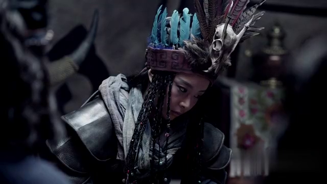 速沁紫求赫兰铁辕出兵,却没有得到他的同意,她十分失望