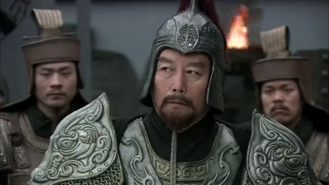 新三国华雄英勇难挡,袁绍头疼,潘凤出马我的大斧已饥渴难耐了