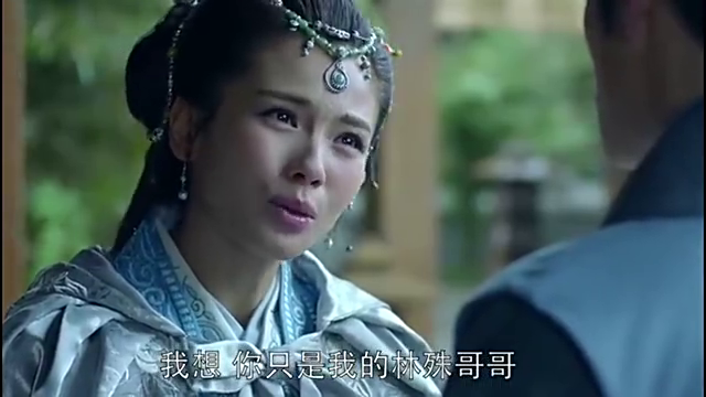 霓凰哭着对梅长苏说:我舍不得你,往事一幕幕再现心头!