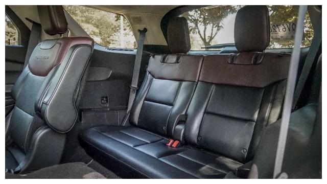 福特探险者空间测试,真比汉兰达大了不少