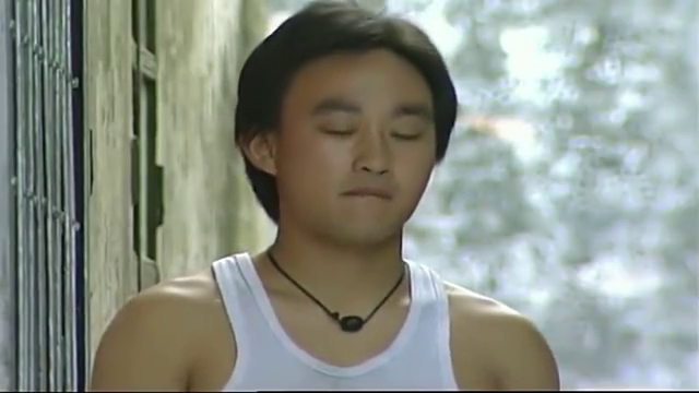 插翅难逃:杨吉光又在动歪脑筋,这回碰到硬茬了,还好跑的快!