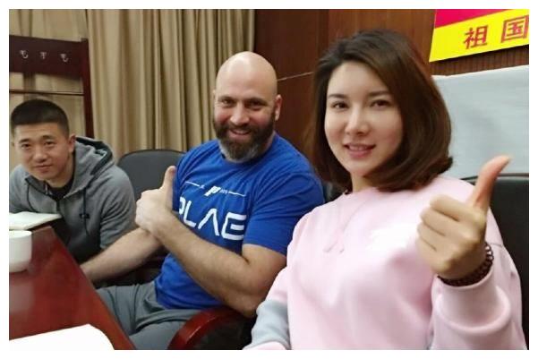 奥运冠军杜丽现状:模样大变堪比"整容",老公是射击队王牌