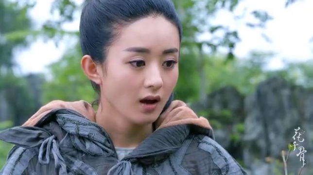 花千骨:少女被弹飞划伤手,不料花被血一蘸,竟然都死了!