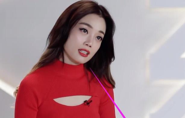 容祖儿曝,谢霆锋每期都追自己参加的《姐姐2》,评价一语中