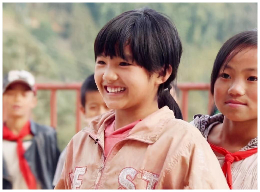 变形计最美农村女孩5年后灰姑娘逆袭网友像杨丞琳