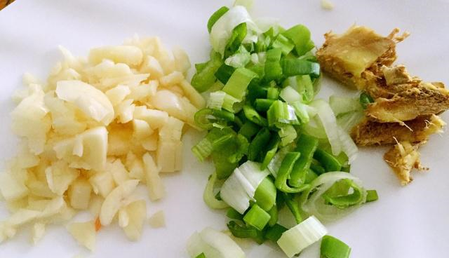 想吃龙虾不会做怎么办?我来教你做麻辣小龙虾,麻辣过瘾越吃越香休闲区蓝鸢梦想 - Www.slyday.coM 想吃龙虾不会做怎么办?我来教你做麻辣小龙虾,麻辣过瘾越吃越香休闲区蓝鸢梦想 - Www.slyday.coM