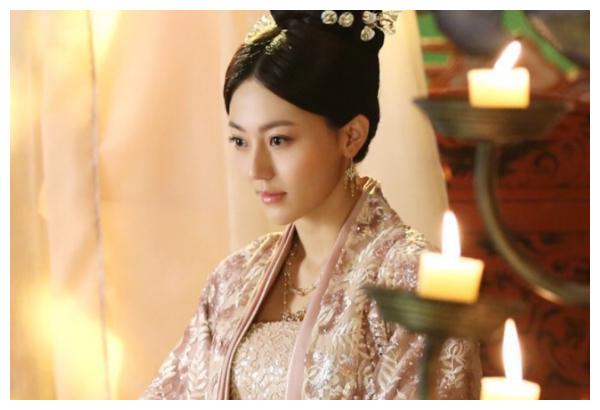 《三生三世》"最寒酸"的演员,全剧只有一套衣服,全靠颜值撑着