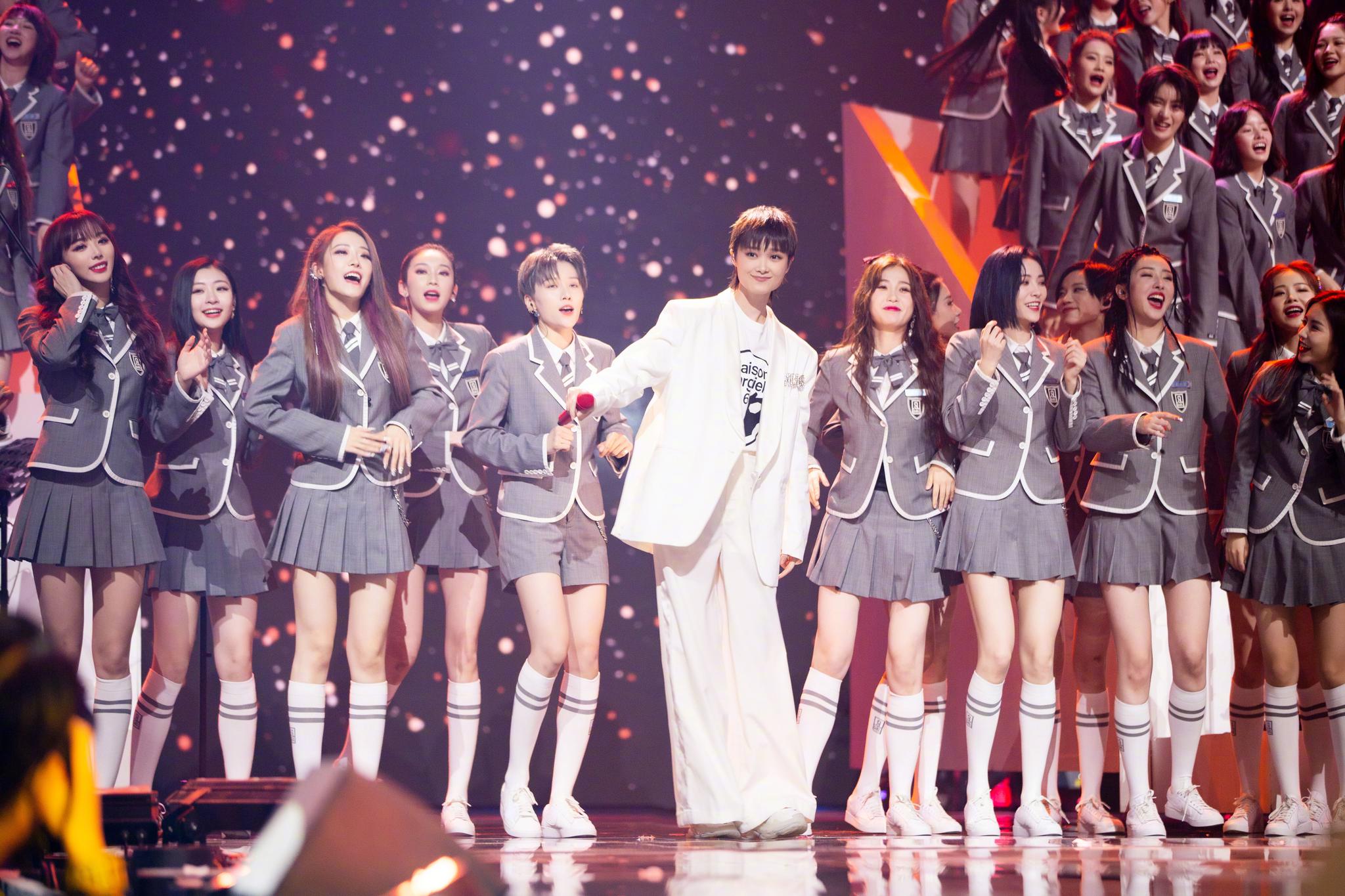 青你2:喜爱乃万金子涵王承渲组团出道,能碾压九人团吧?