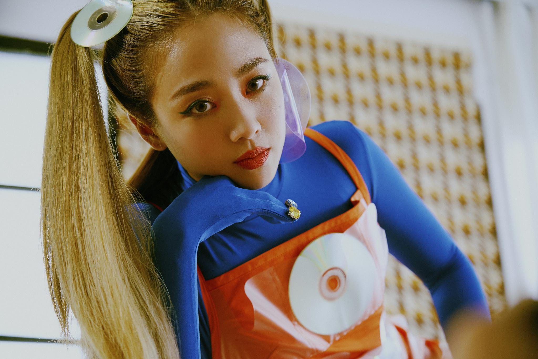 鬼鬼吴映洁你要不要先回家mv上线变身虚拟女友为爱进化