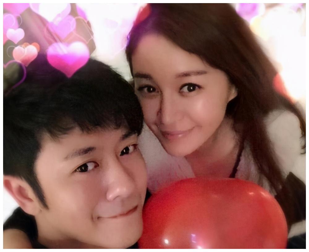 低调的秀一波恩爱,而我们看到林雨申的妻子杨雨辰正脸后,这也太值得了