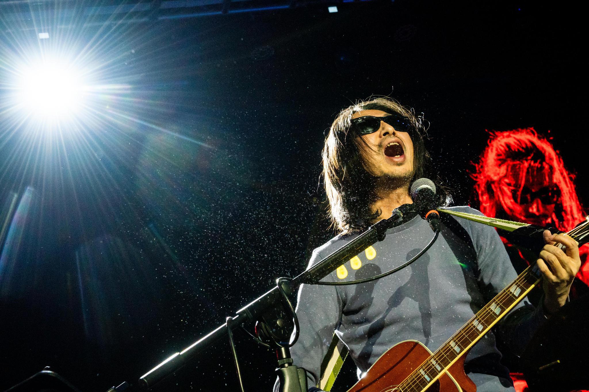 谢天笑广州演出有惊喜秀画工顺便透露心中偶像