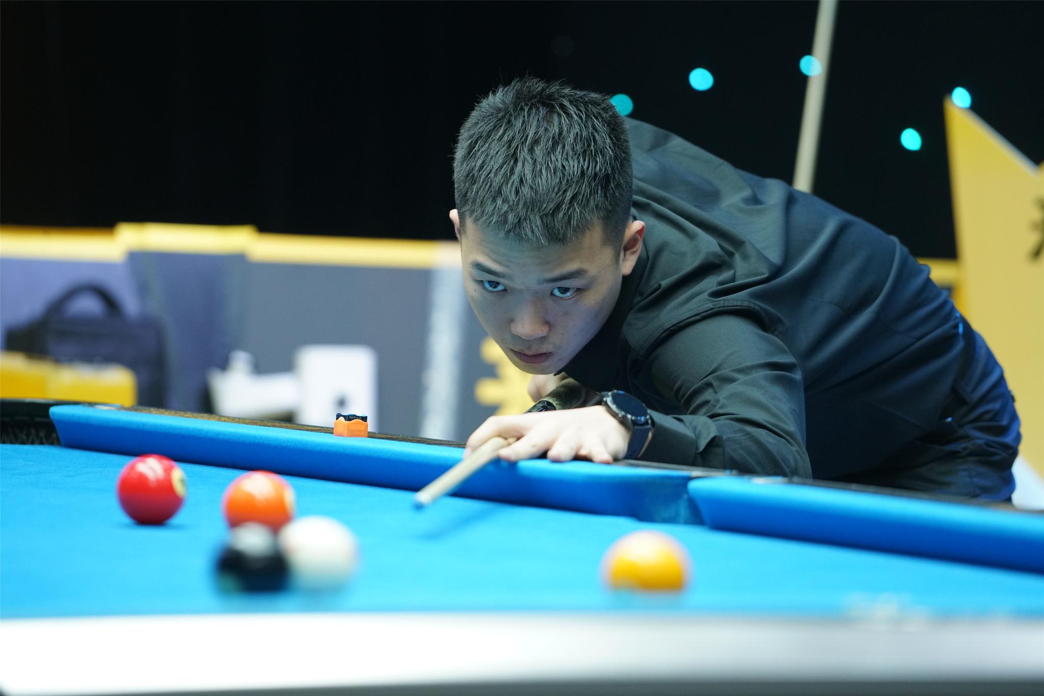 lcba中式九球赵岩昊成功逆转局面击败李俊恒顺利晋级