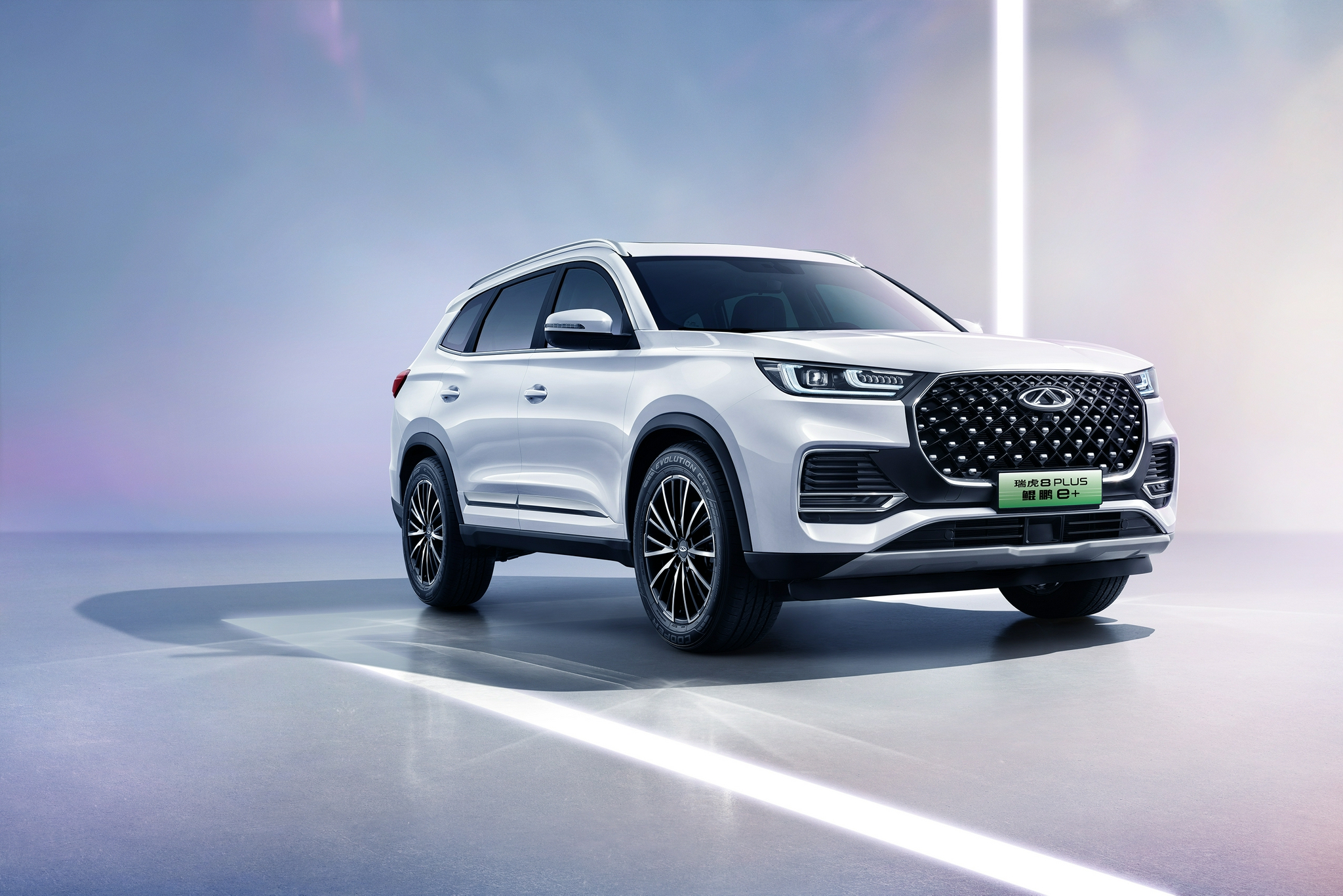 命名瑞虎8 plus 鲲鹏e 奇瑞鲲鹏混合动力首款车型将亮相成都车展