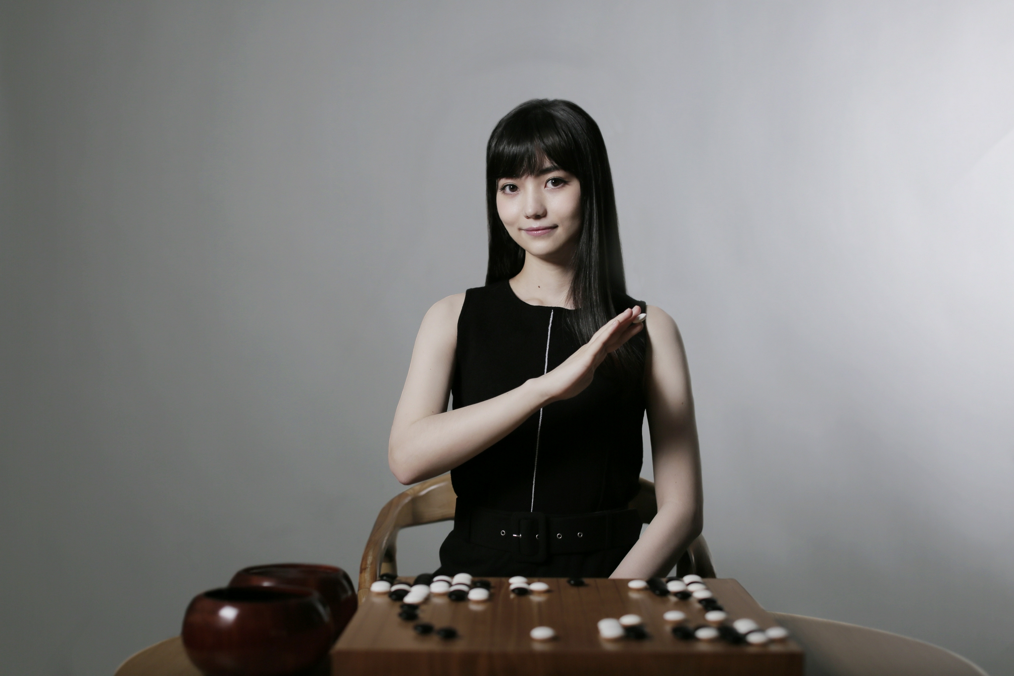 千年一遇棋坛女神黑嘉嘉 开课推广围棋 以棋会友邀你线上见!