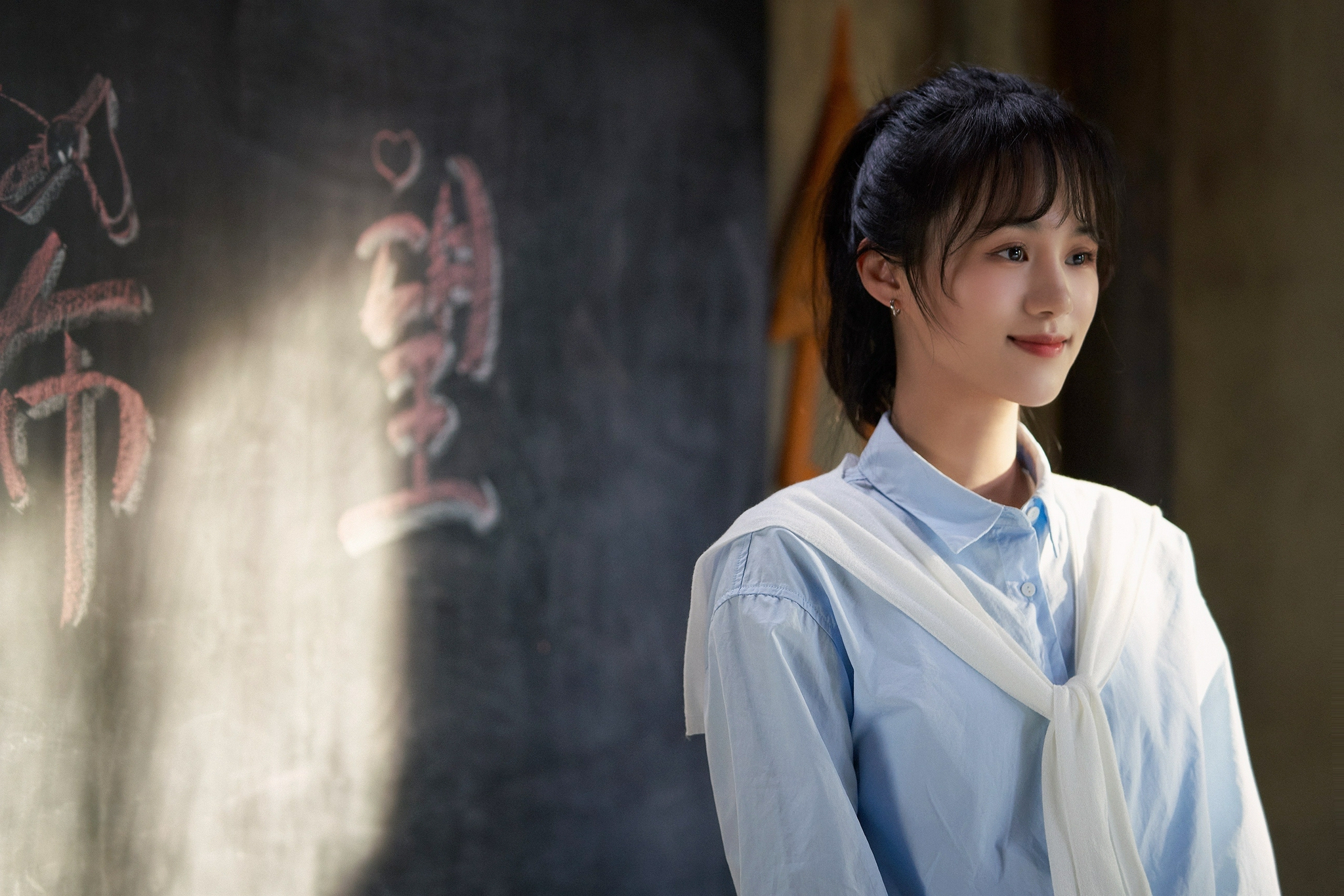 在希望的田野上暖心收官安悦溪沉浸式演技爆发