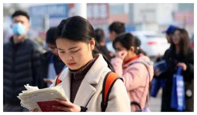 95后大学生辞职信火了，原因很是嚣张，老板看后觉得自己欠员工的休闲区蓝鸢梦想 - Www.slyday.coM