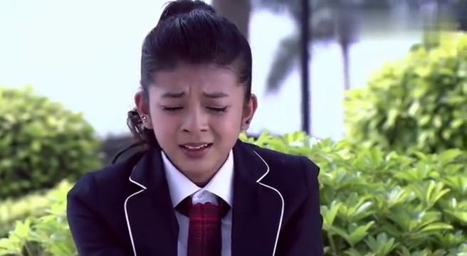 一起又看流星雨:蒋媛暗自流泪,两个女生想和她一起对付楚雨荨!