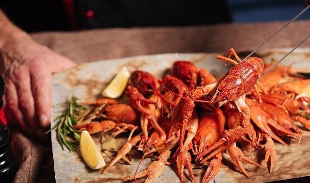 想吃龙虾不会做怎么办?我来教你做麻辣小龙虾,麻辣过瘾越吃越香休闲区蓝鸢梦想 - Www.slyday.coM 想吃龙虾不会做怎么办?我来教你做麻辣小龙虾,麻辣过瘾越吃越香休闲区蓝鸢梦想 - Www.slyday.coM