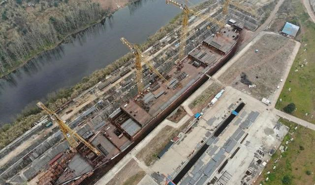 斥资10亿仿造泰坦尼克号，四川的土豪四线城市，网友：浪费休闲区蓝鸢梦想 - Www.slyday.coM