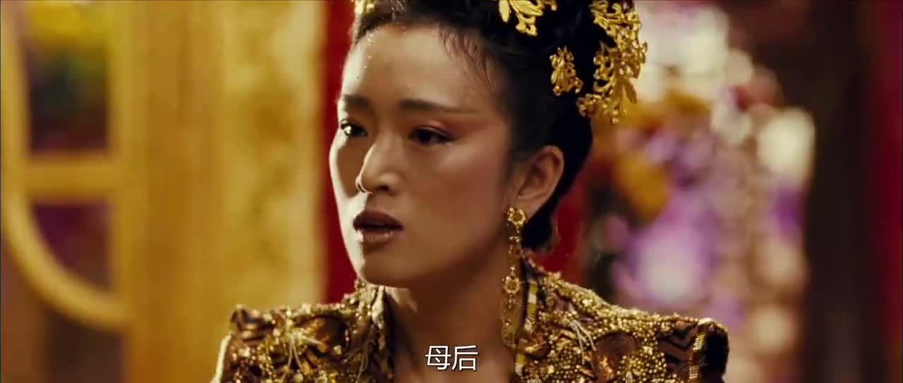 满城尽带黄金甲王后准备迎接大王途中还要喝药有狡诈
