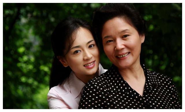 娱乐圈的女版"黄渤",颜值限制演艺道路,却靠自己逆袭身家过亿|杨青