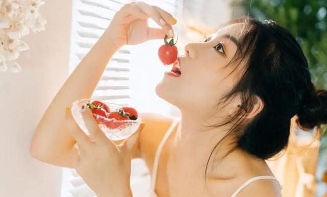 天生丽质、气质出众的星座女,不用过多打扮,颜值依然很高休闲区蓝鸢梦想 - Www.slyday.coM 天生丽质、气质出众的星座女,不用过多打扮,颜值依然很高休闲区蓝鸢梦想 - Www.slyday.coM