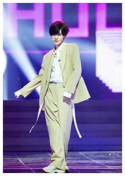 乘风破浪的姐姐成团夜，谁是你的意难平休闲区蓝鸢梦想 - Www.slyday.coM