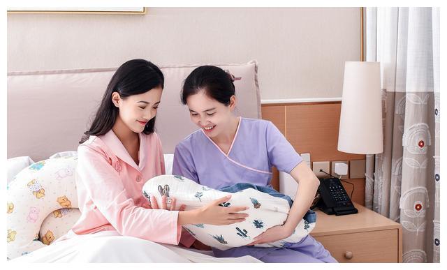 女人产后要不要去月子中心坐月子?若是这四种情况,就别怕花钱了