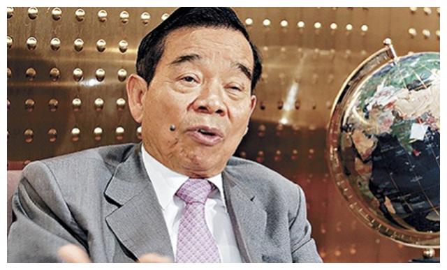 她是唯一给刘銮雄吃瘪的女人,虽然容貌欠佳,但凭"本事"成名媛|王颖妤