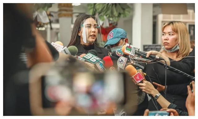 泰国知名演员aoy因病去世,你们还记得这个妈妈吗?