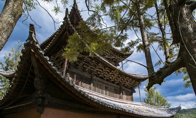 云南省唯一没有改过名字的村落，距今1000年，这才是世外桃源休闲区蓝鸢梦想 - Www.slyday.coM