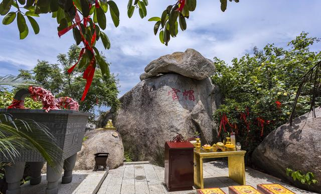 三亚最实惠的海岛:消费不到蜈支洲岛一半,游客表示太良心休闲区蓝鸢梦想 - Www.slyday.coM 三亚最实惠的海岛:消费不到蜈支洲岛一半,游客表示太良心休闲区蓝鸢梦想 - Www.slyday.coM