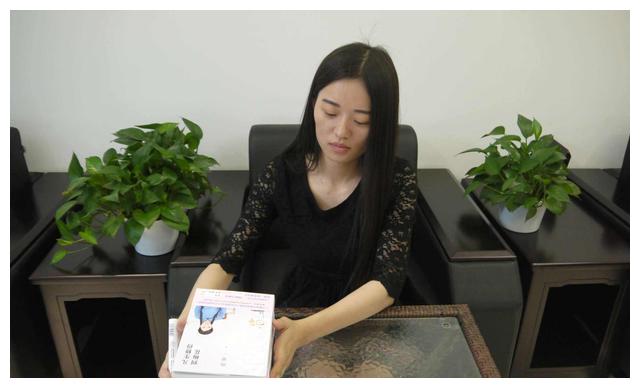 甚至还曾为自己家乡陕西做过代言,但从陈更目前在北大读书的现状来看