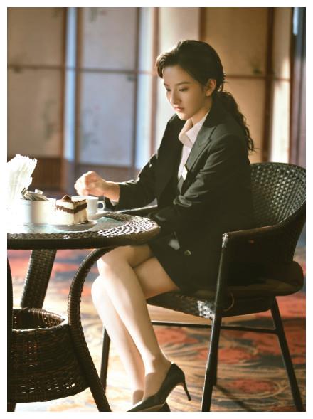 《乔家的儿女》离婚后的乔四美好有魅力,果断拒绝和戚成钢复婚休闲区蓝鸢梦想 - Www.slyday.coM 《乔家的儿女》离婚后的乔四美好有魅力,果断拒绝和戚成钢复婚休闲区蓝鸢梦想 - Www.slyday.coM