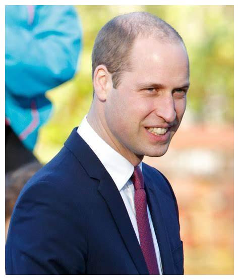 从菲利普亲王开始,查尔斯王子,威廉王子和哈里王子.