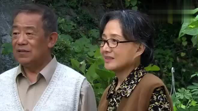 我是特种兵:何晨光和唐心怡吵架站岗,小哥反应真逗