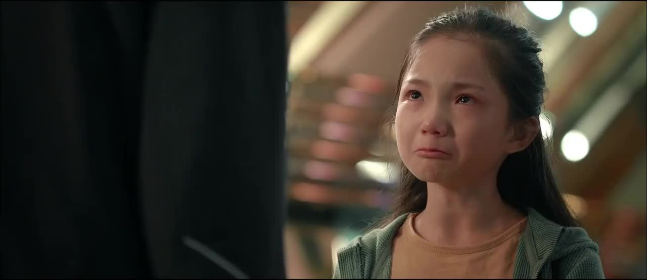 激战张家辉赢的比赛可小女孩却要走了心里满是不舍