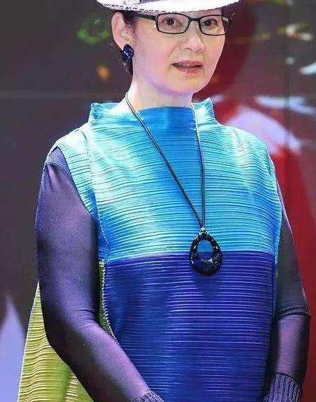 气质|潘红|衣服_新浪新闻