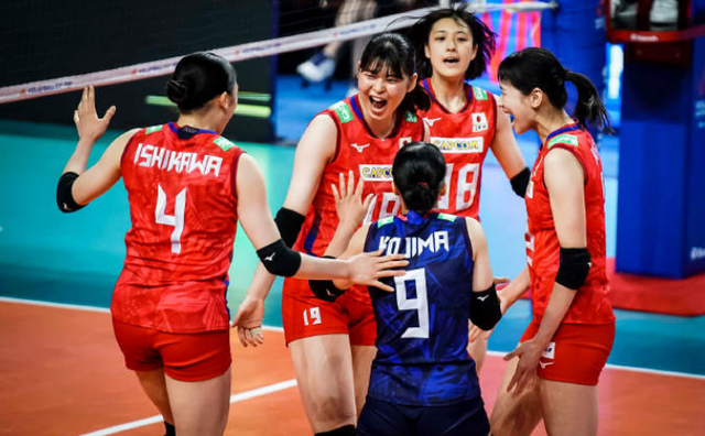 日本女排零封<a href=