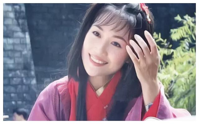 港姐梁小冰,《鹿鼎记》中的阿珂,51岁仍皮肤水嫩完全不显老__财经头条