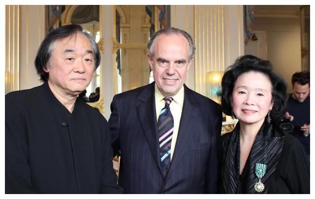 韩国影后因阿兹海默症被家人遗弃？韩国网友请愿：救救她吧休闲区蓝鸢梦想 - Www.slyday.coM