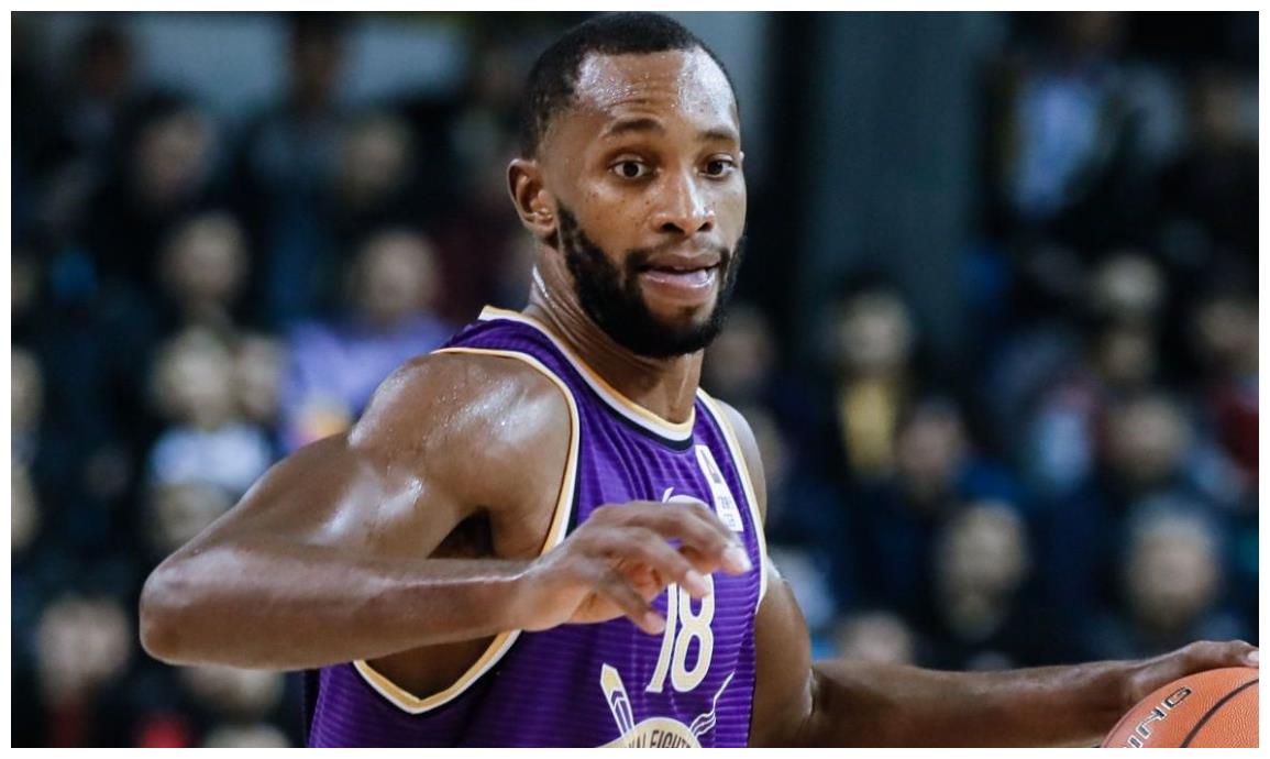 差距巨大,cba的超级大杀器,却连nba的夏季联赛都打不了