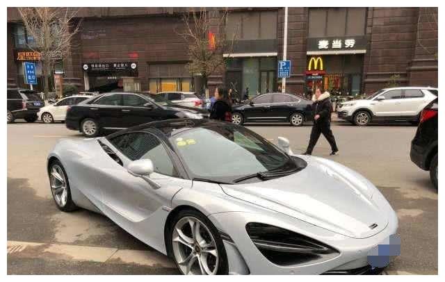 郭麒麟买480万豪车被嘲听到郭德纲的回应网友这下明白了