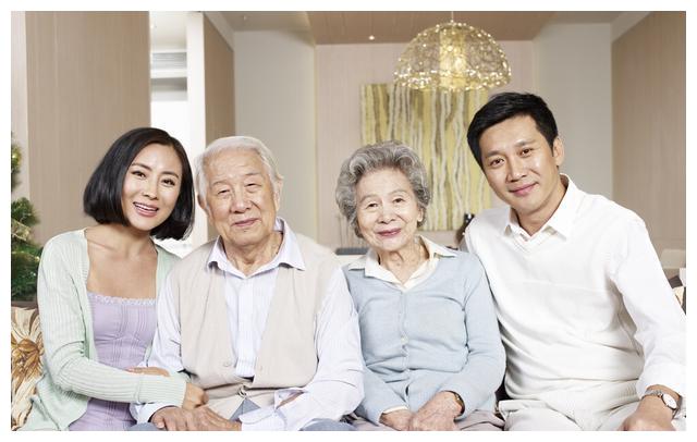 搭伙五年终散伙,70岁老人哭诉:给她家花了快二十万休闲区蓝鸢梦想 - Www.slyday.coM 搭伙五年终散伙,70岁老人哭诉:给她家花了快二十万休闲区蓝鸢梦想 - Www.slyday.coM